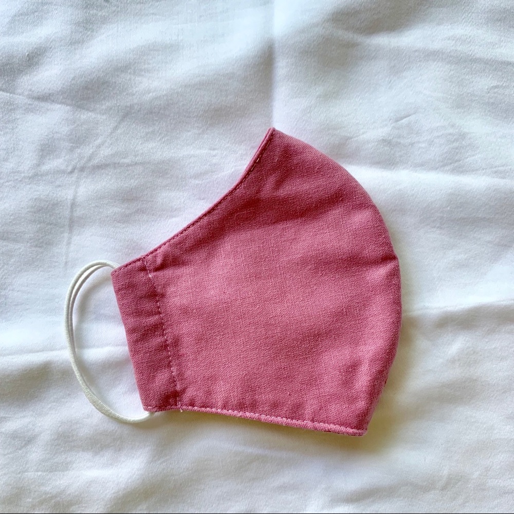 SOLD! Handmade embroidery face mask - Picture 3 of 4